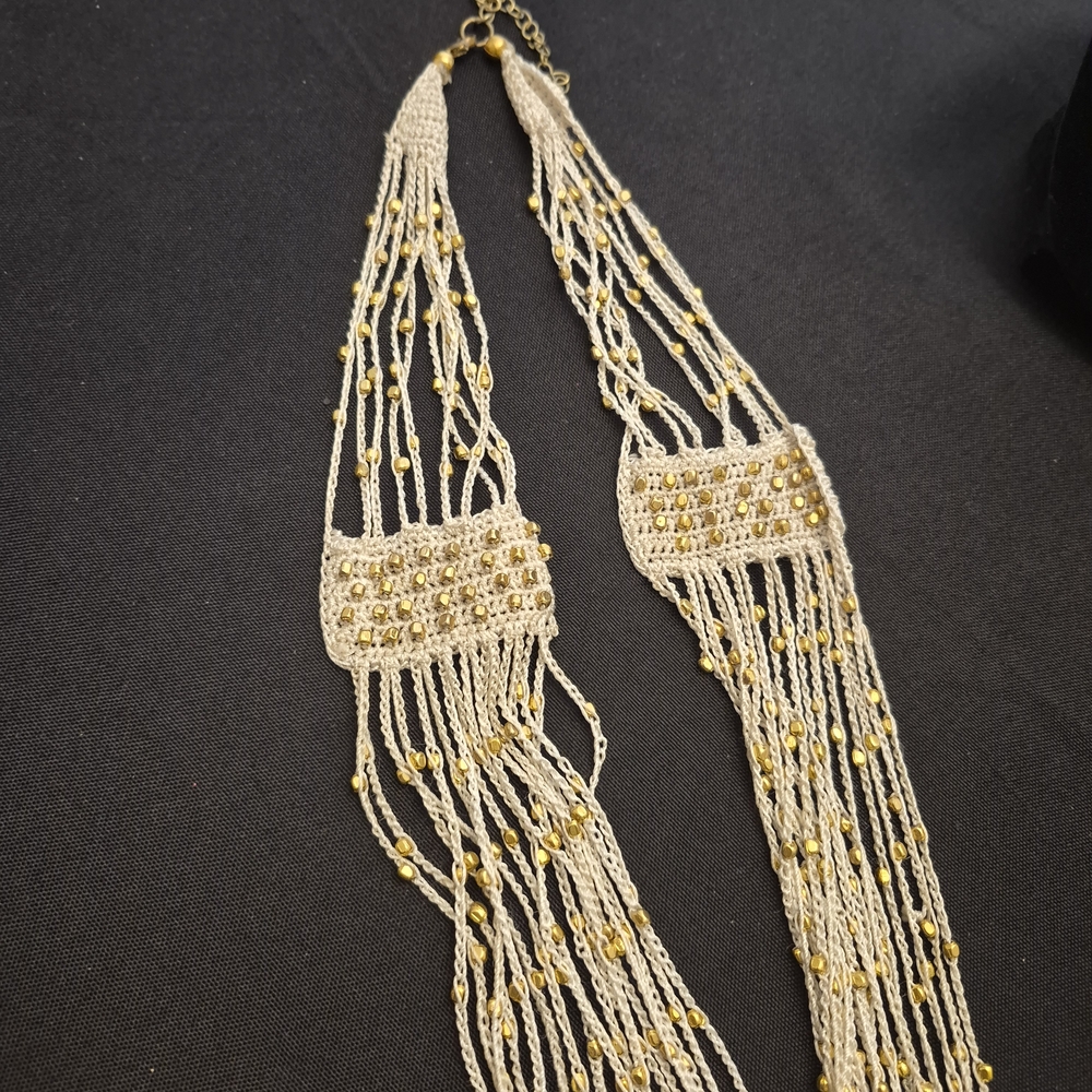 Elegant Gold Beaded Necklace - Picture 3 of 6
